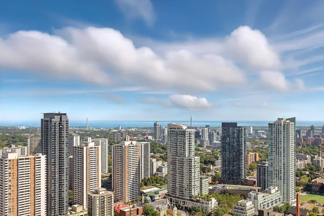 Additional image 23 of 110 Charles St Unit 4207