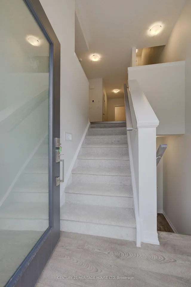 Additional image 5 of 682 Benninger Dr