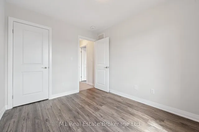 Additional image 37 of 13 Meadowridge St