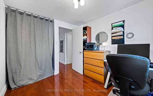 Additional image 30 of 57 Golden Appleway Unit 111