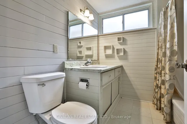 Additional image 25 of 63 Alpaca Dr