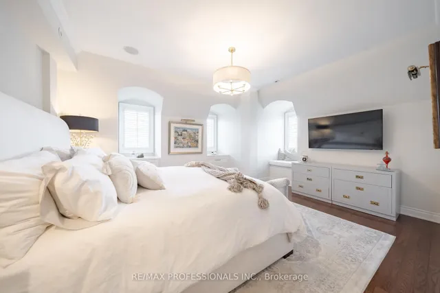 Additional image 18 of 1111 Avenue Rd Unit 205