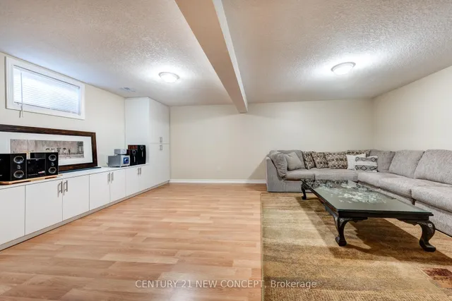 Additional image 38 of 47 Coopershawk St