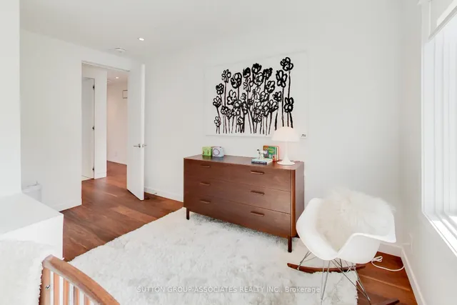 Additional image 29 of 83 Pinewood Ave