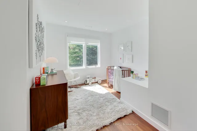 Additional image 28 of 83 Pinewood Ave