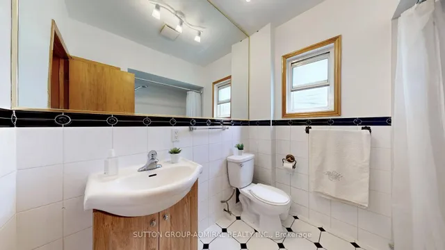 Additional image 32 of 90 Westmoreland Ave