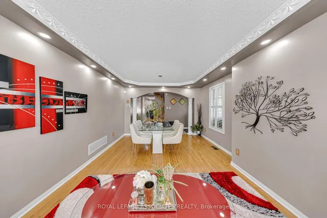 Additional image 15 of 41 Pinoak St