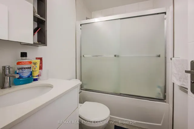 Additional image 16 of 60 Frederick St Unit 1809