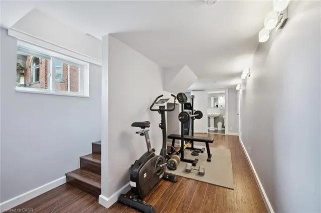 Additional image 29 of 123 Strange St