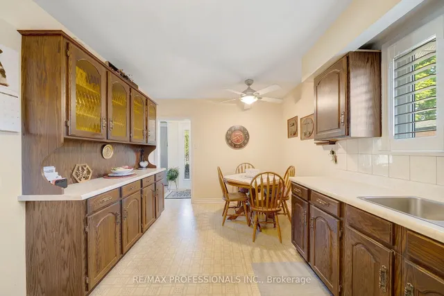 Additional image 9 of 216 Wellesworth Dr