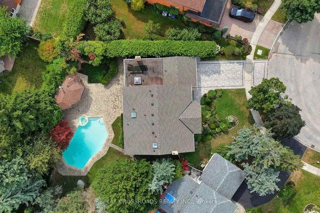 Additional image 45 of 58 Cosmic Dr