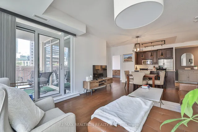 Additional image 13 of 628 fleet St Unit 407