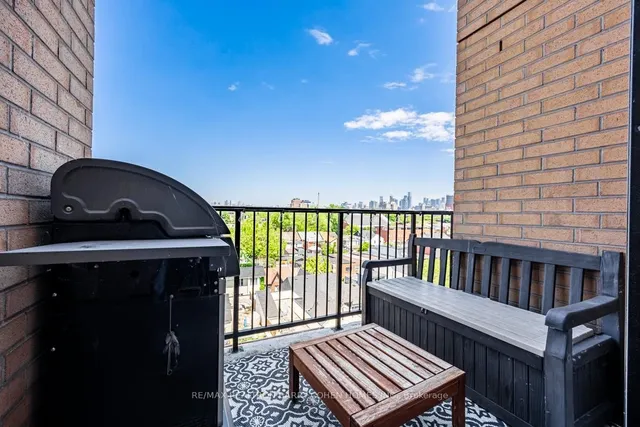 Additional image 15 of 800 King St Unit PH 803