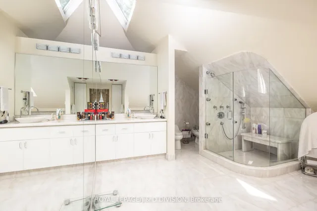 Additional image 30 of 428 Russell Hill Rd