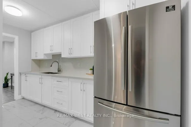 Additional image 14 of 2 Glamorgan Ave Unit 203