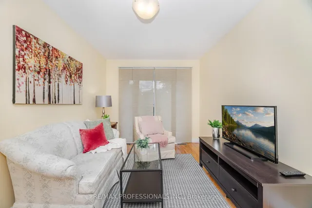 Additional image 26 of 23 Cotman Cres