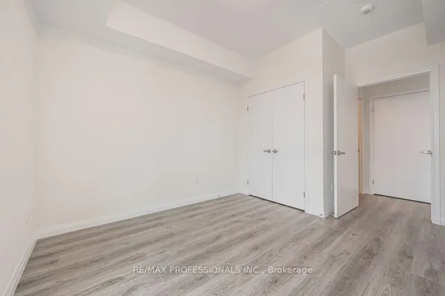 Additional image 28 of 60 Charles St Unit 2504