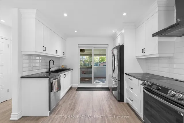 Additional image 13 of 75 Collinson Blvd