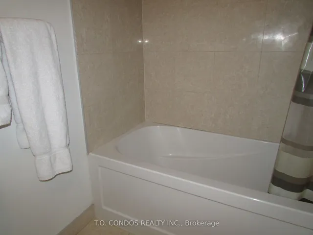 Additional image 20 of 12 York St Unit 1901