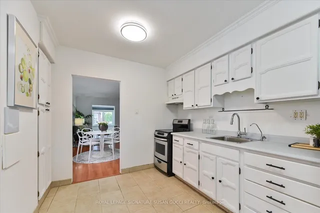 Additional image 10 of 44 Crewe Ave