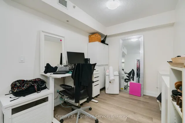 Additional image 5 of 3520 Danforth Ave Unit 609