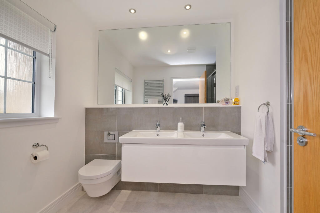 Additional image 11 of Murtle Den Place, Milltimber, Aberdeen, AB13