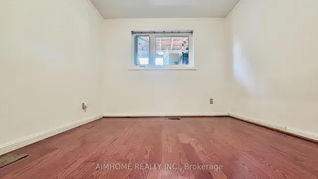 Additional image 27 of 19 Sunderland Cres