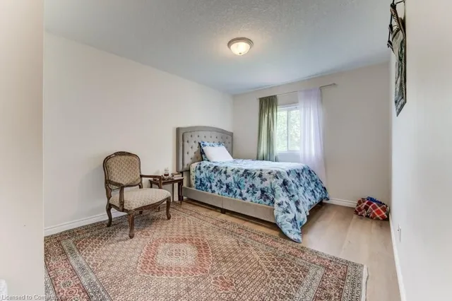 Additional image 30 of 220 Lemon Grass Cres