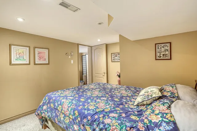 Additional image 24 of 30 joanith Dr