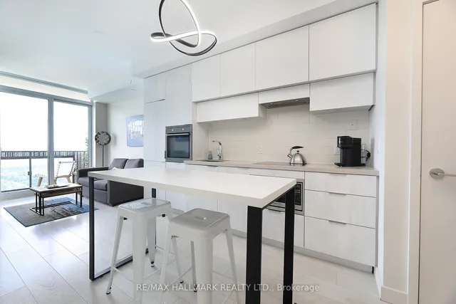 Additional image 9 of 8 Eglinton Ave Unit 5009