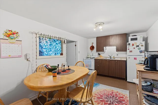 Additional image 23 of 17 Allonsius Dr