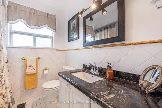 Additional image 28 of 75 Windhill Cres