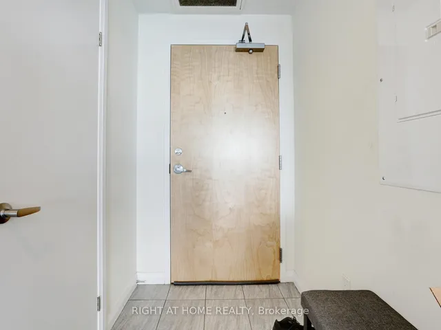 Additional image 19 of 60 Charles St Unit 1804