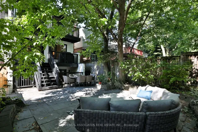 Additional image 37 of 1021 Spadina Rd