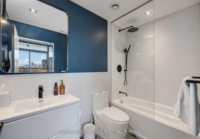 Additional image 24 of 33 Mill St Unit 807