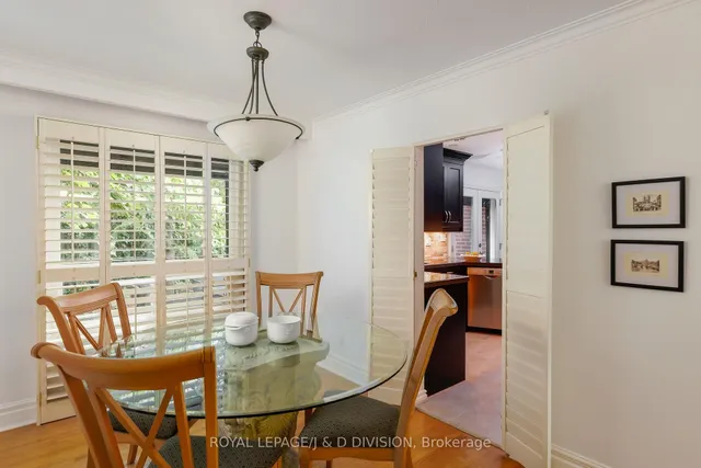 Additional image 9 of 27 Paramount Crt