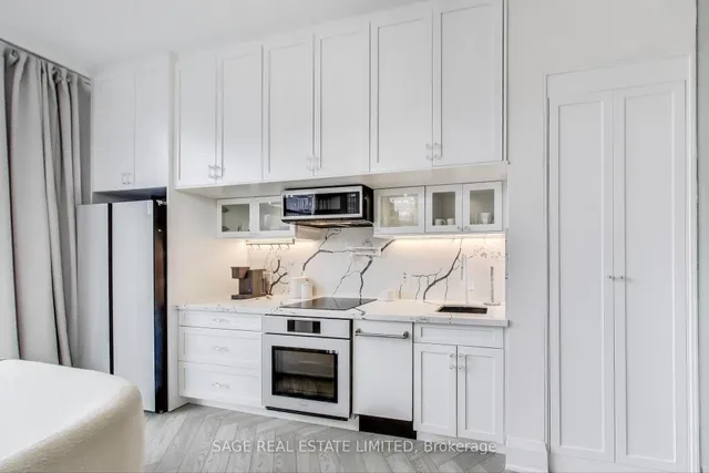 Additional image 7 of 155 Yorkville Ave Unit 320