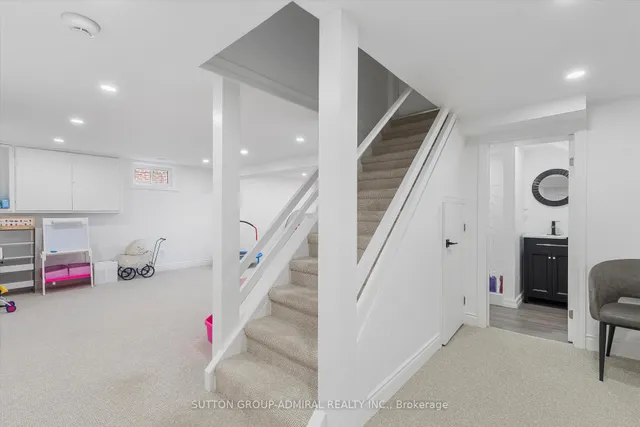 Additional image 22 of 75 Collinson Blvd