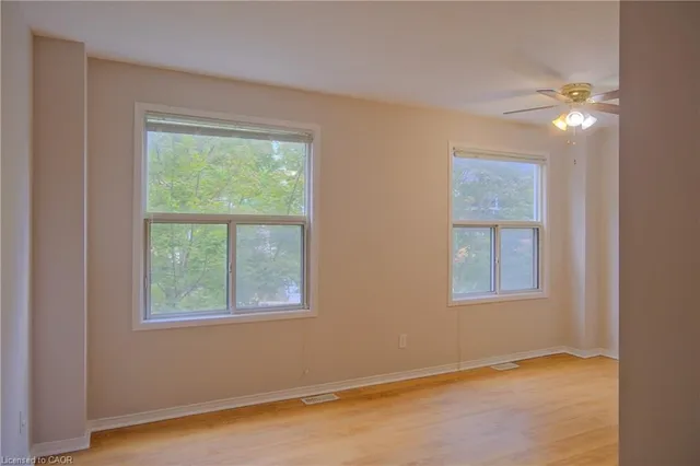 Additional image 16 of 59 Mooregate Cres