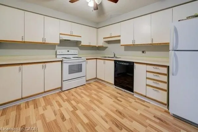 Additional image 17 of 55 Green Valley Dr Unit 1009