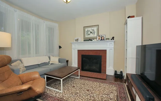 Additional image 3 of 151 Marlborough Pl