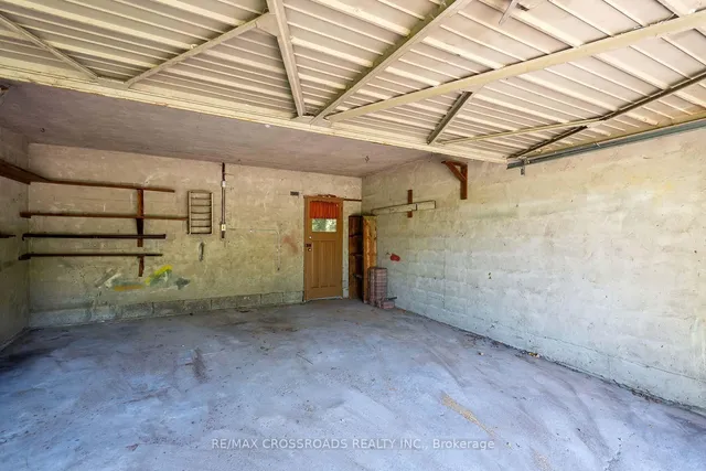 Additional image 41 of 11 Faircroft Blvd