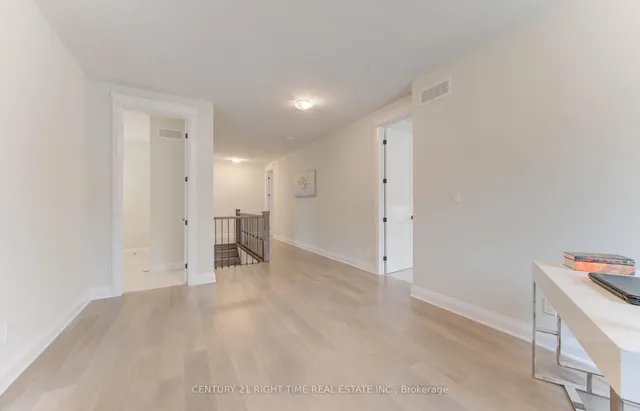 Additional image 29 of 546 Bridgemill Cres