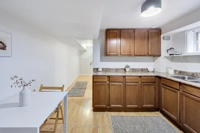 Additional image 29 of 398 Annette St