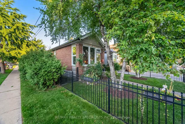 Additional image 2 of 7 Twenty Ninth St