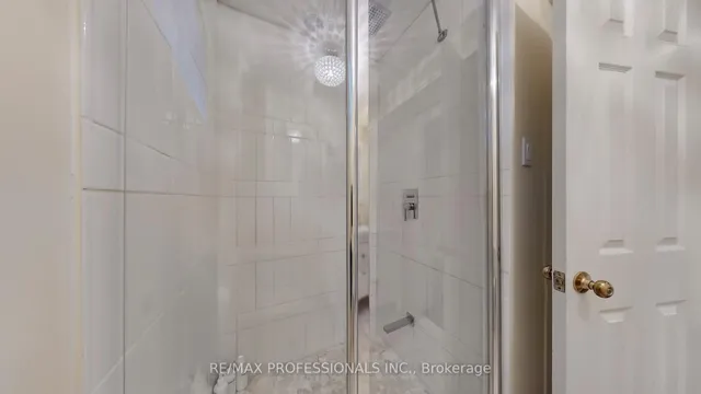 Additional image 36 of 5 Grasspoint Cres