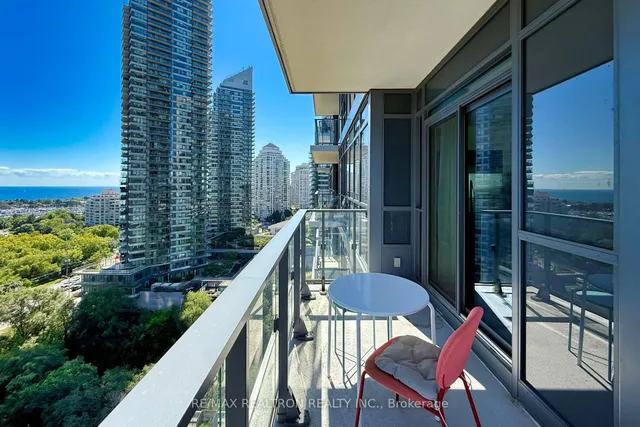 Additional image 25 of 2220 Lakeshore Blvd Unit 1607