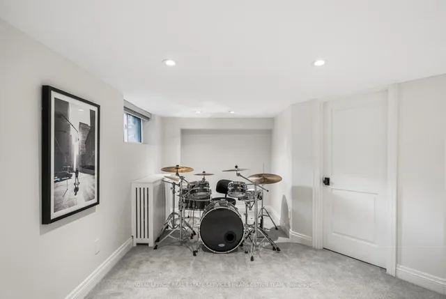 Additional image 44 of 3 Hurndale Ave