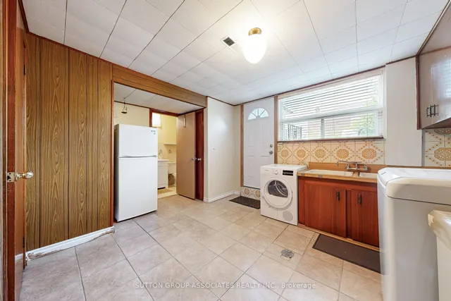 Additional image 26 of 22 Woodenhill Crt