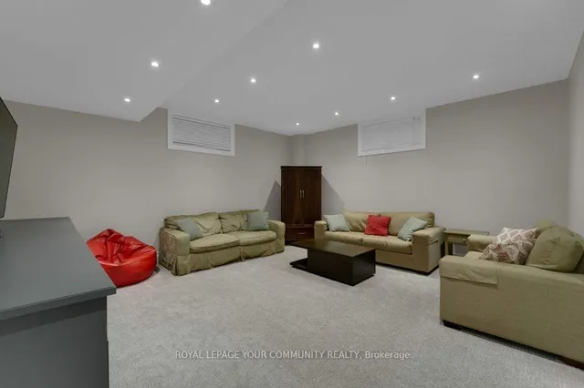 Additional image 37 of 144 Haddington Ave